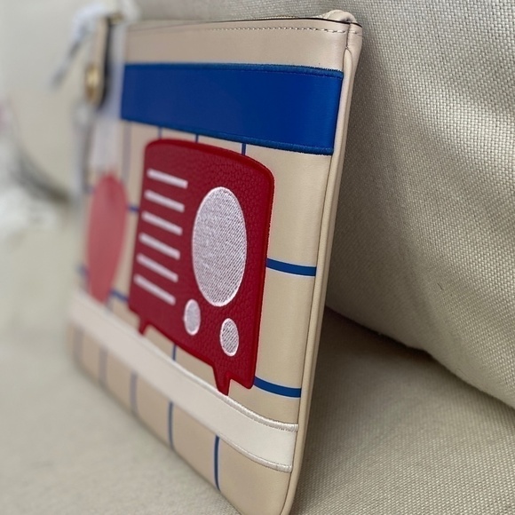 Coach Rogue Collection LARGE Turnlock Wristlet, Limited Ed. - Picture 12 of 16